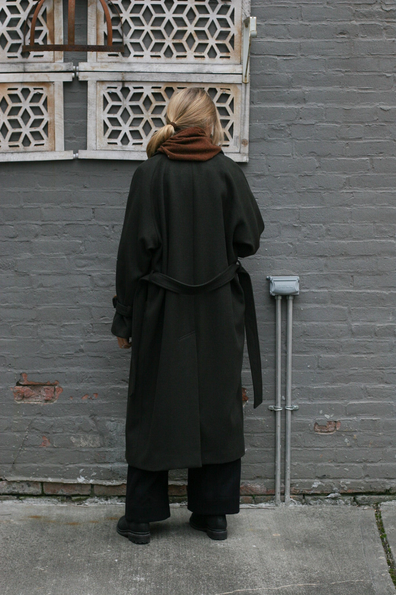 JolieCoat - wool–cashmere blend in dark olive - S